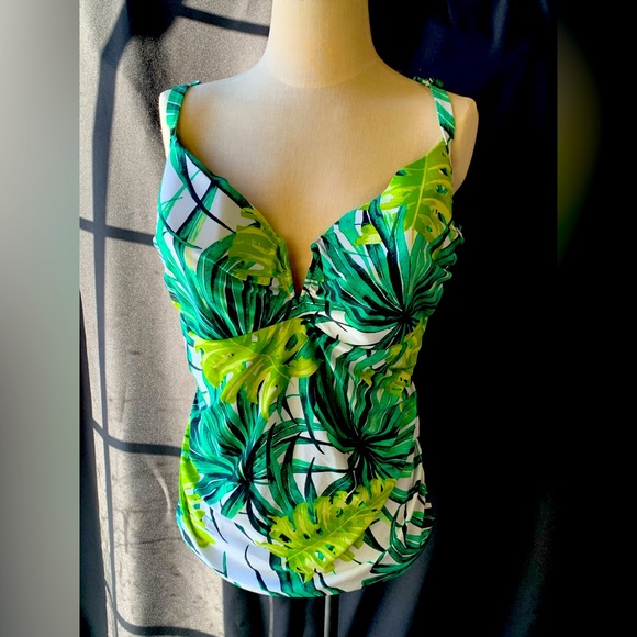 Lane Bryant Tankini - brand new without tags - jewels tones. - Picture 1 of 3